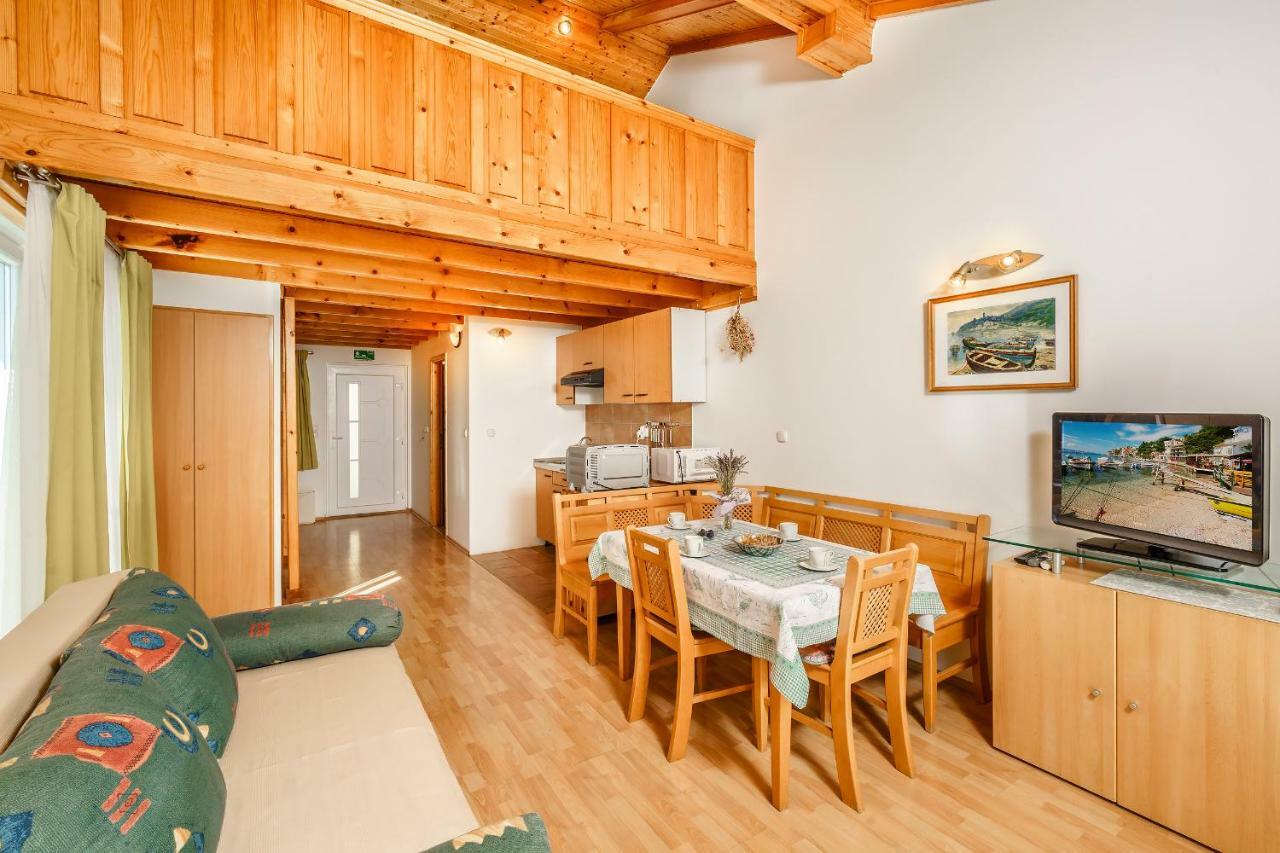 Apartmani Amila-Pisak Εξωτερικό φωτογραφία
