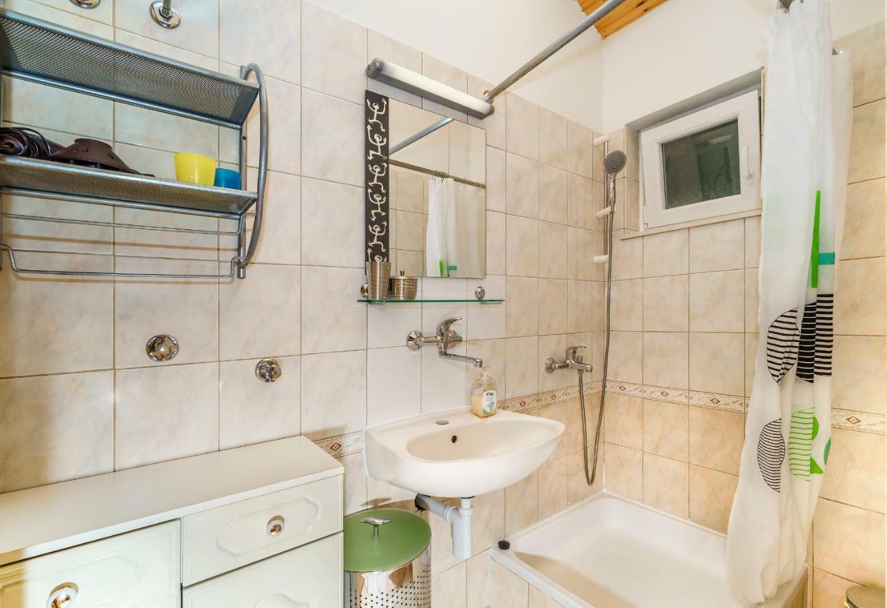 Apartmani Amila-Pisak Εξωτερικό φωτογραφία